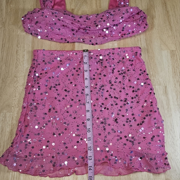 Pink Sequin Crop Top Skirt Set - Picture 11 of 13